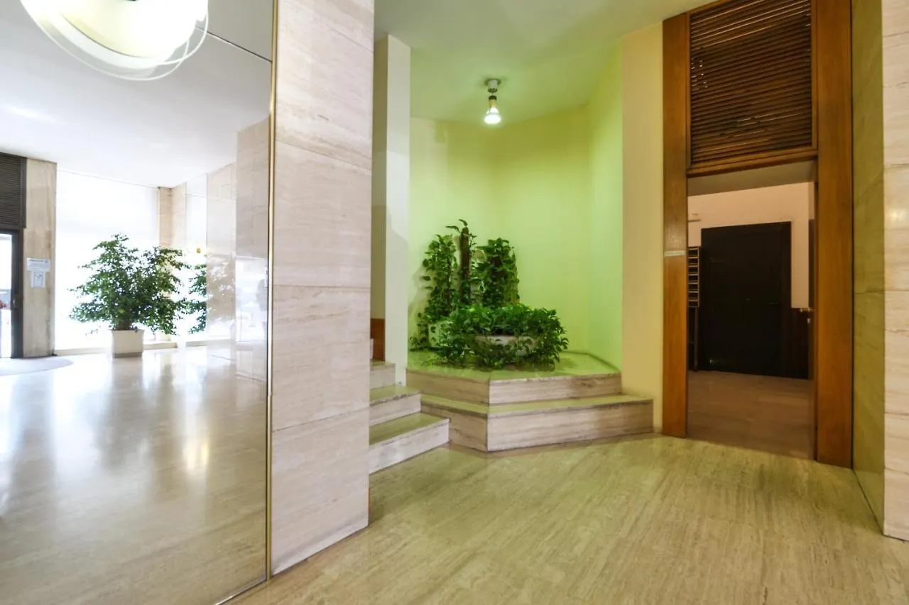Milan - Duomo Luxury Apartment V