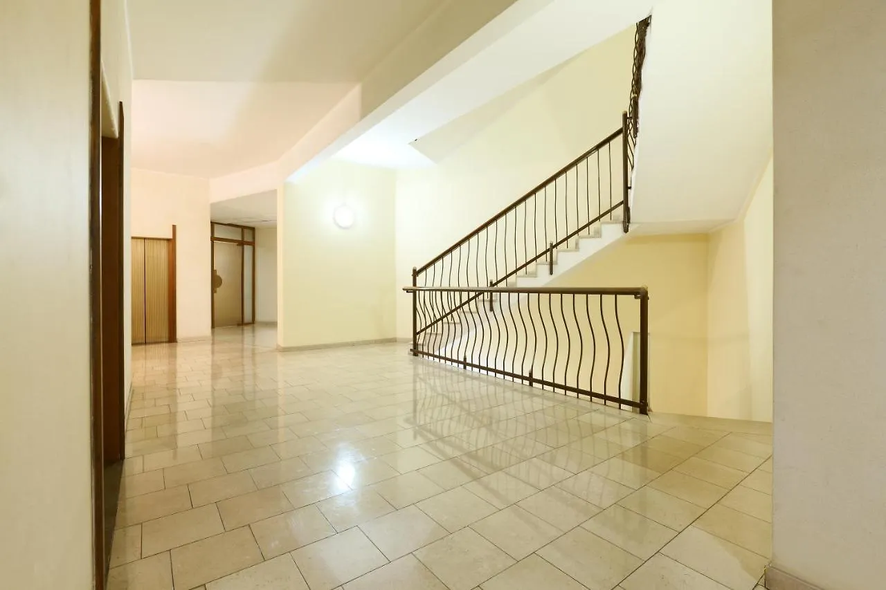 Milan - Duomo Luxury Apartment V 0*,