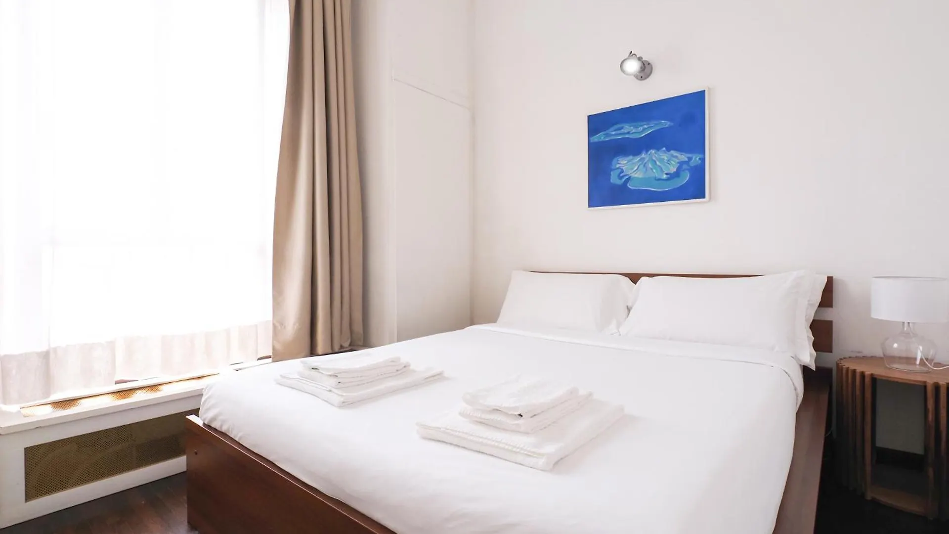 Milan - Duomo Luxury Apartment V 0*,